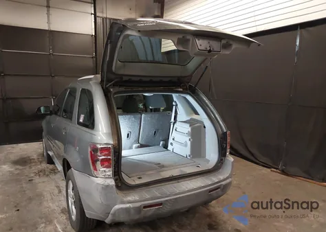 2005 Chevrolet Equinox Ls from USA, damaged, VIN 2CNDL13F356181202